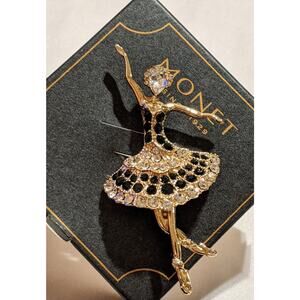 MONET Lg Crystal Encrusted Gold Tone Ballerina Brooch Pin Designers Sample NIB